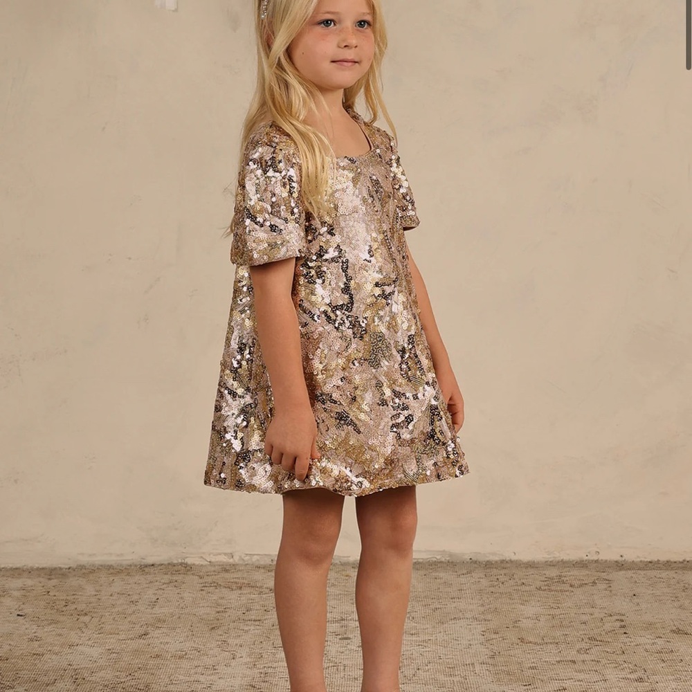 Sequin A-Line Girls' Formal Dress in Metallic Gold and Cream